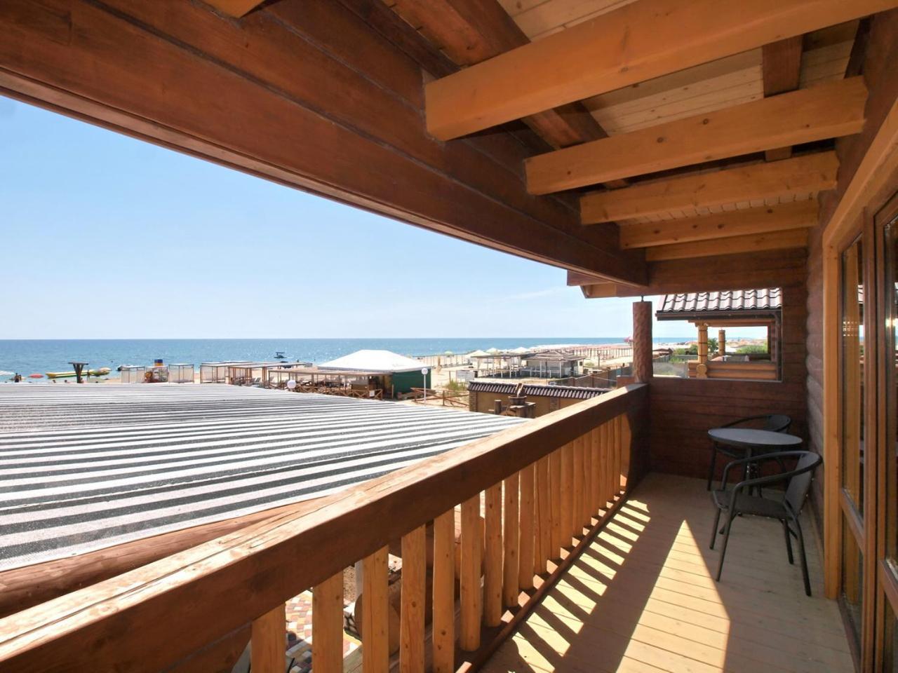 Пегас Hotel Zaliznij Port Kültér fotó