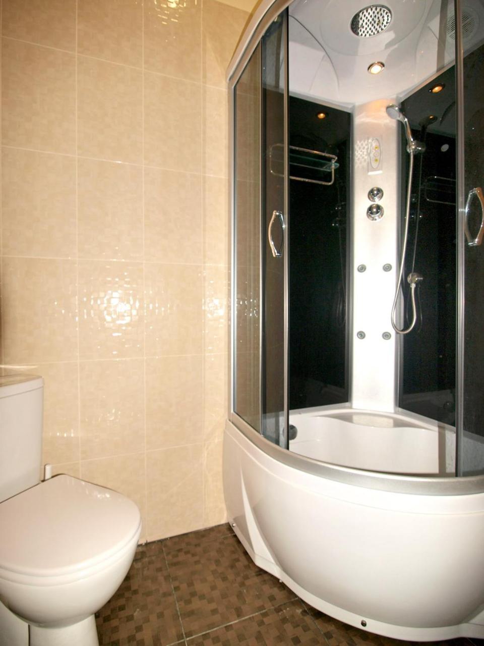 Пегас Hotel Zaliznij Port Kültér fotó