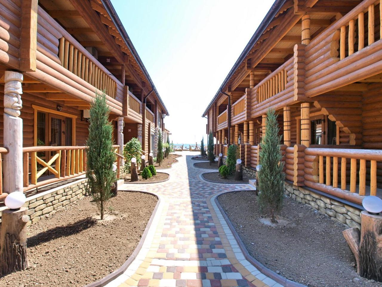 Пегас Hotel Zaliznij Port Kültér fotó
