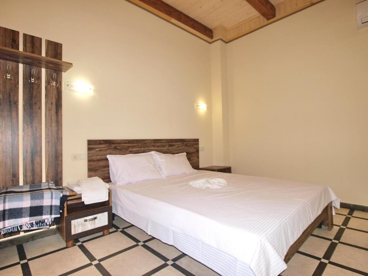 Пегас Hotel Zaliznij Port Kültér fotó