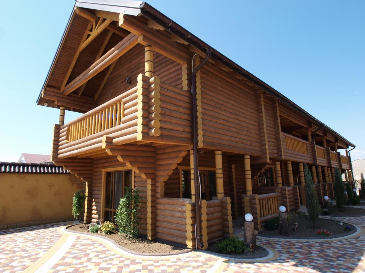 Пегас Hotel Zaliznij Port Kültér fotó